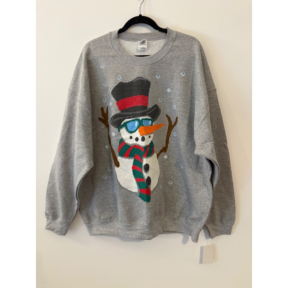 Gildan Heavy Blend Snowman Graphic Sweatshirt Heather Grey 2XL NWT 6564-CSN